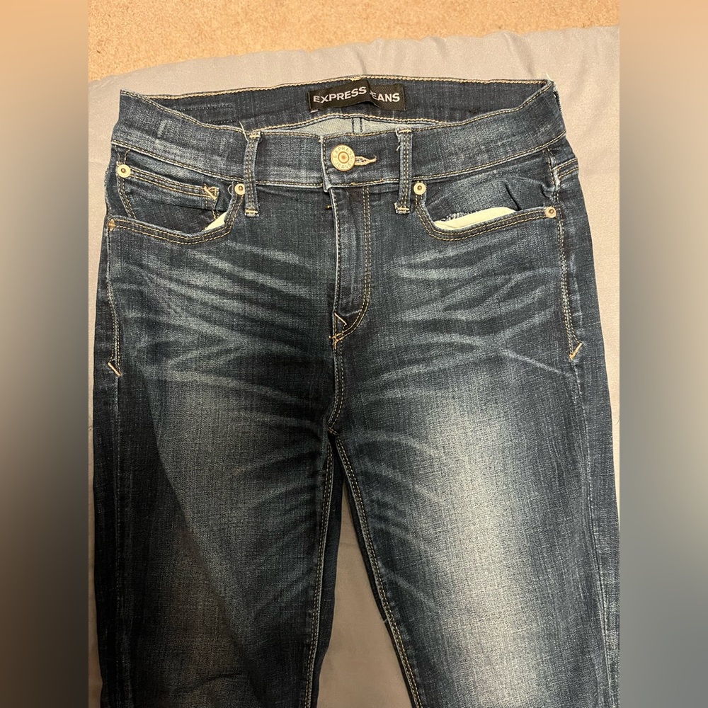 Express Jeans - Picture 2 of 4